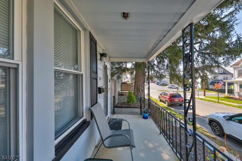 389 Grant St
