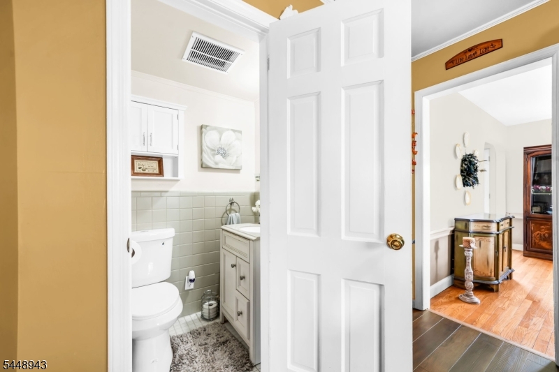 473 Whitewood Rd
