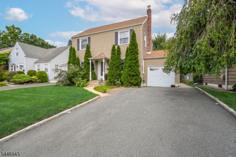 473 Whitewood Rd