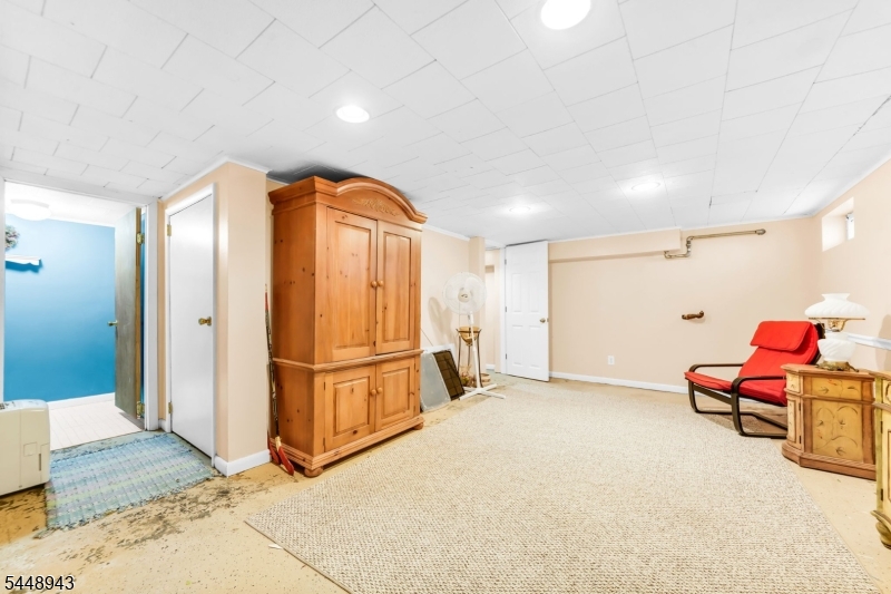 473 Whitewood Rd