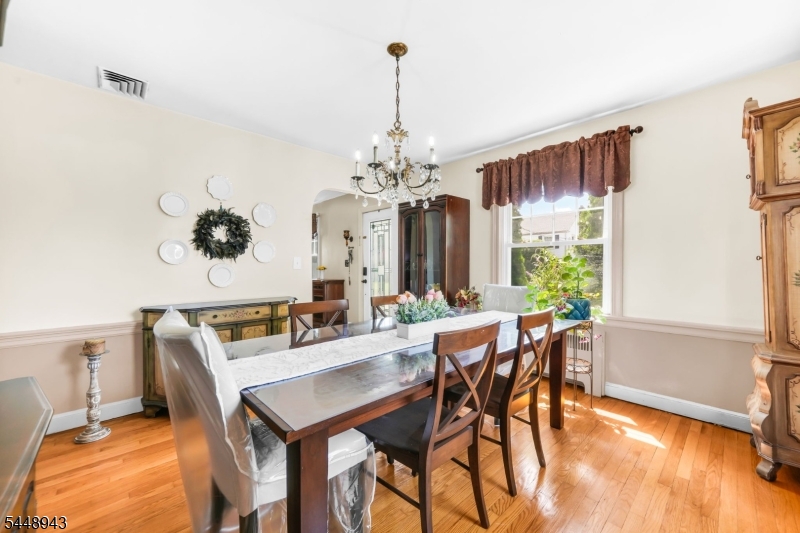 473 Whitewood Rd