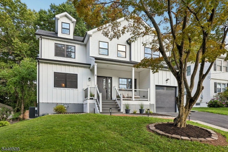 6 Ridgedale Ave