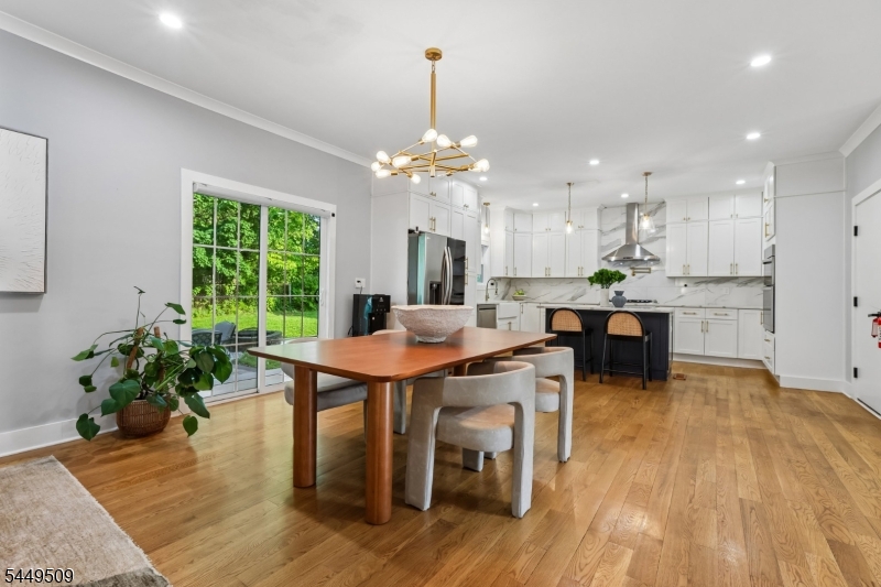 6 Ridgedale Ave