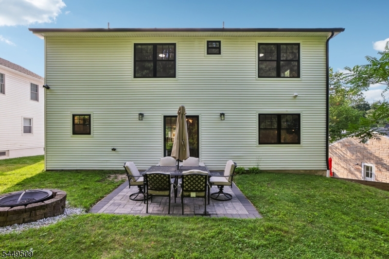 6 Ridgedale Ave
