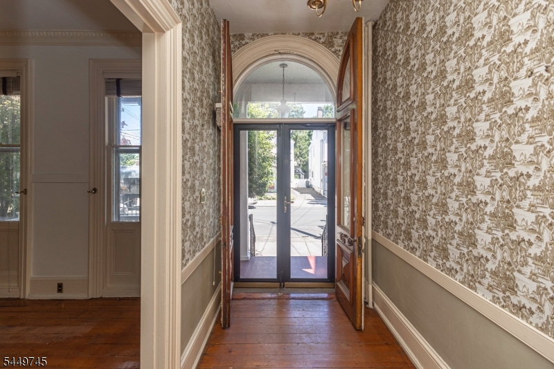 35 Perry St