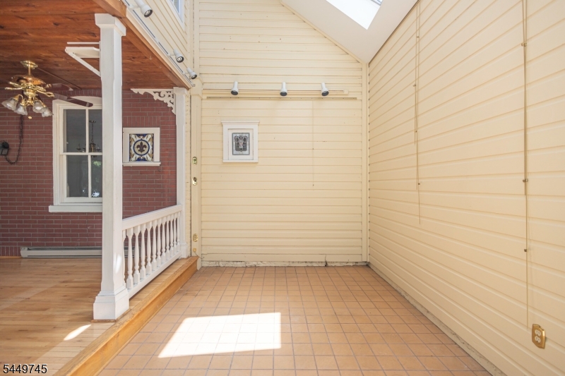 35 Perry St