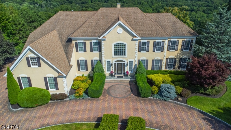 108 Finch Rd