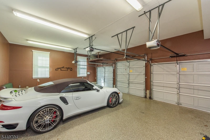 108 Finch Rd