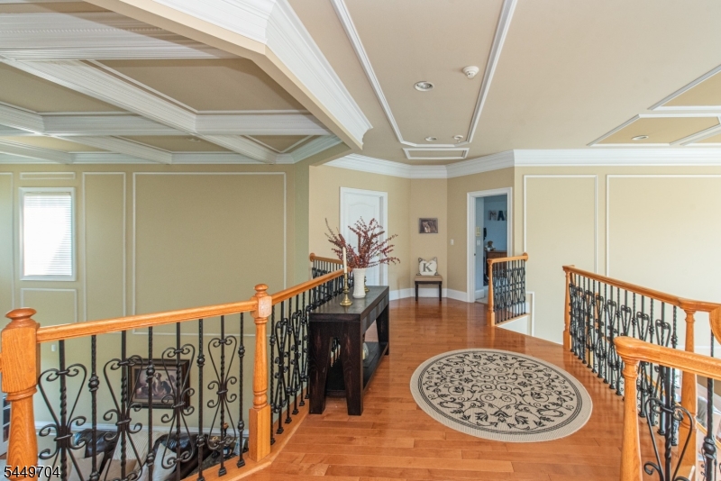 108 Finch Rd