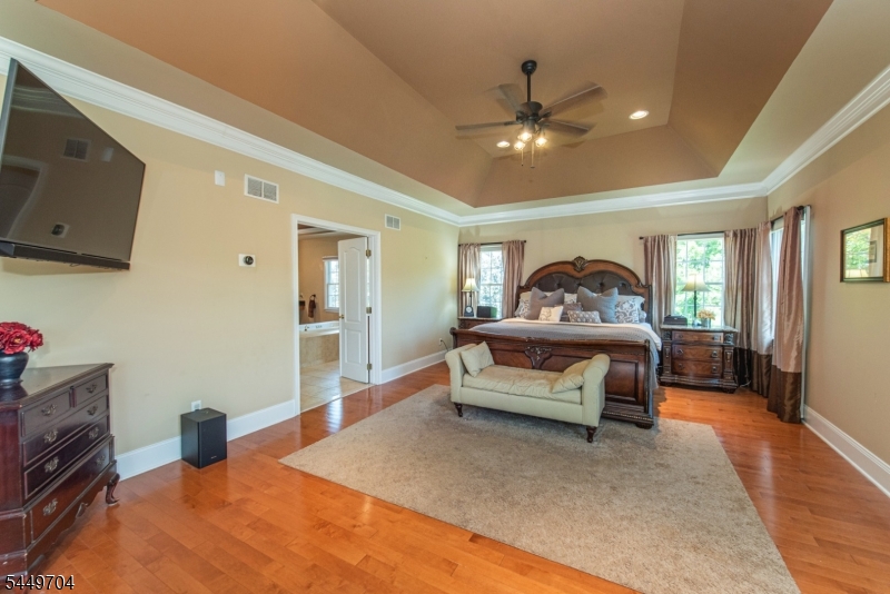 108 Finch Rd