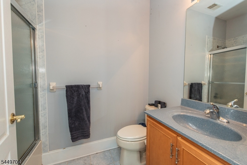108 Finch Rd