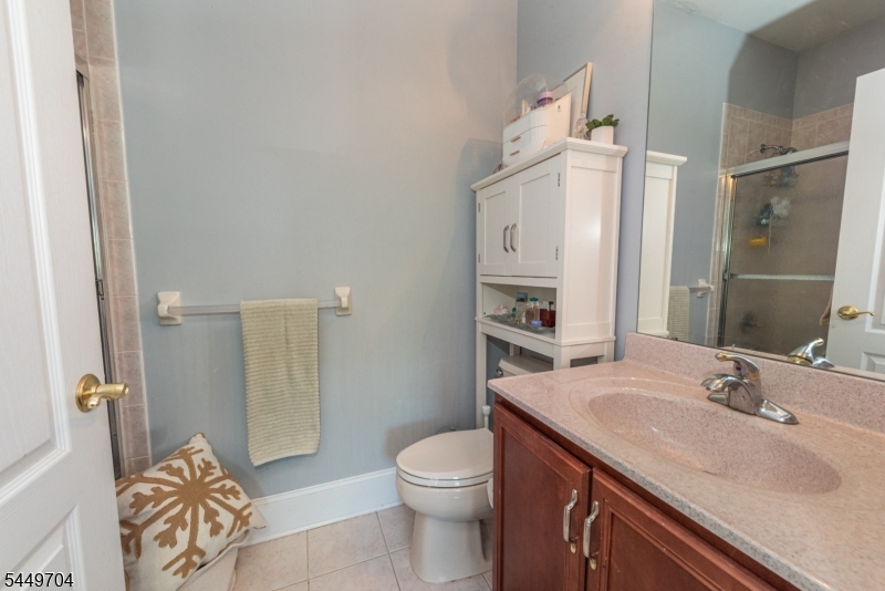 108 Finch Rd