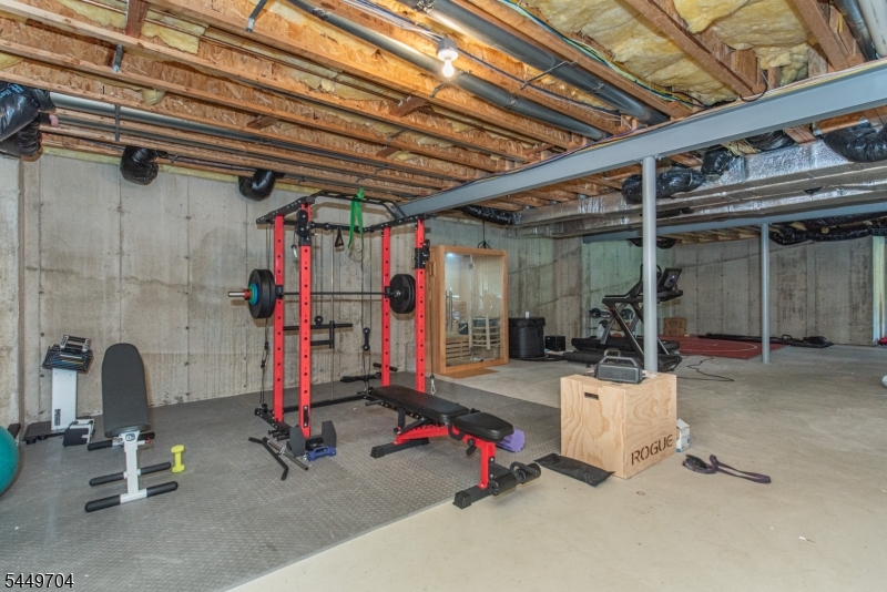 108 Finch Rd