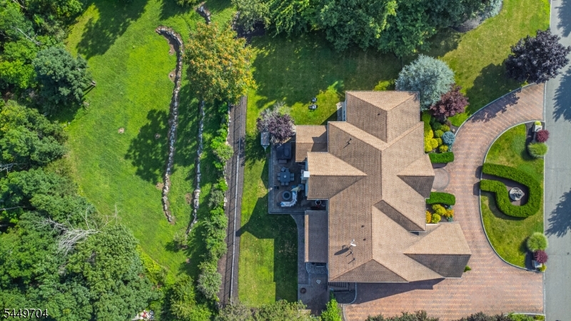 108 Finch Rd