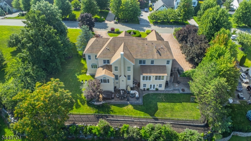 108 Finch Rd