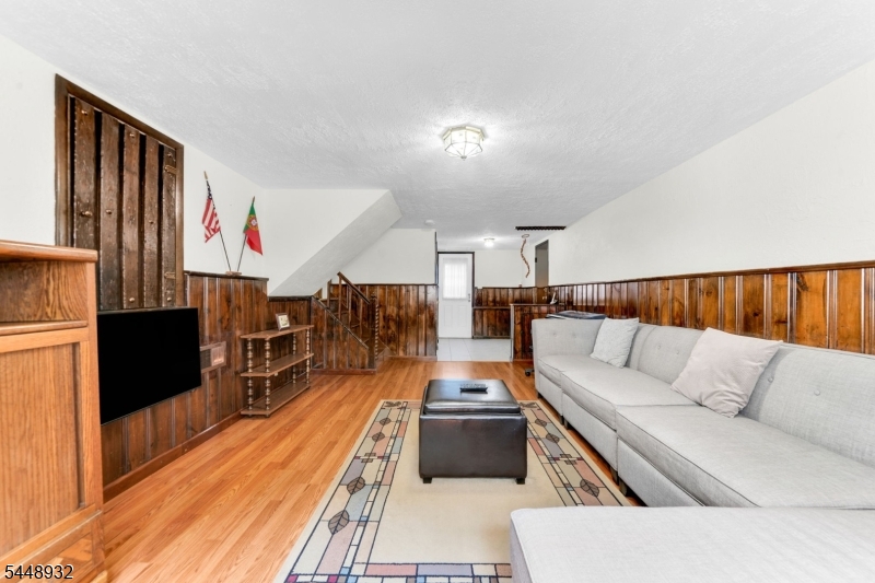 536 Fairway Dr