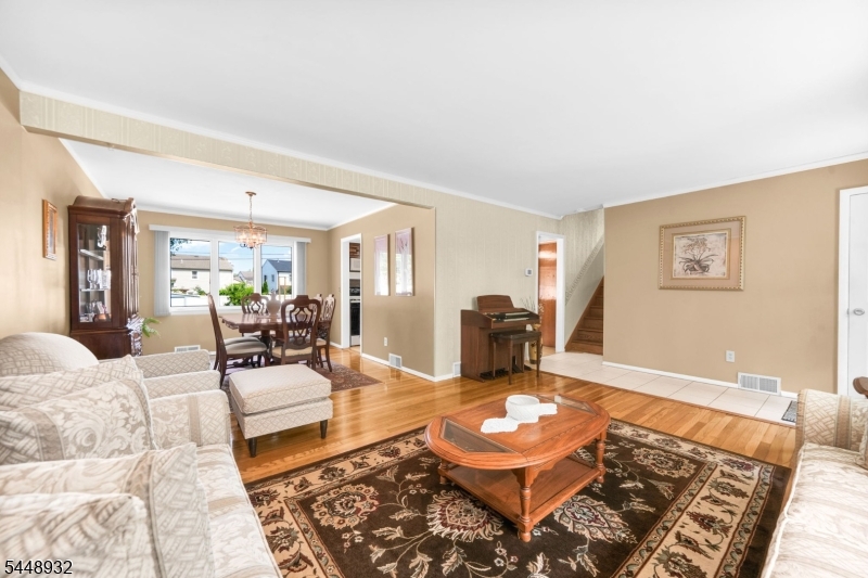 536 Fairway Dr