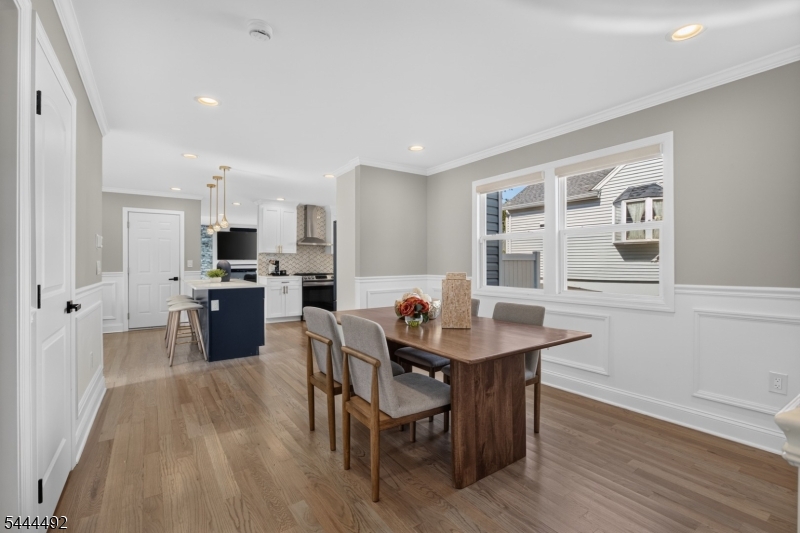61 Bart Pl