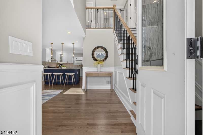 61 Bart Pl