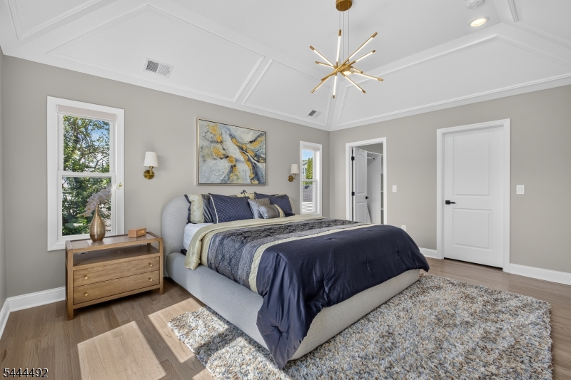 61 Bart Pl