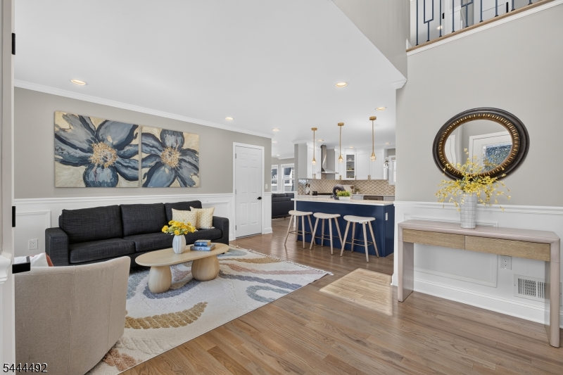 61 Bart Pl