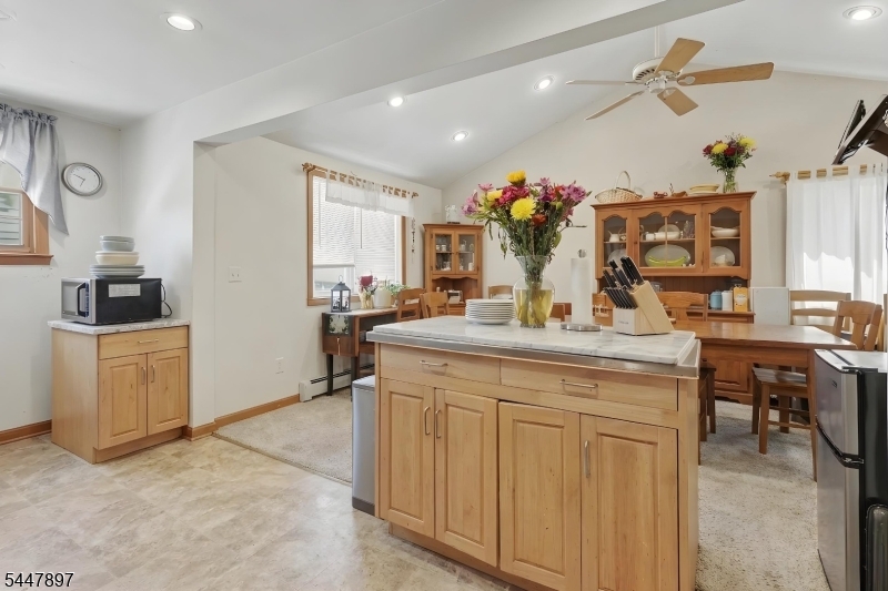 92 Silver Lake Ave