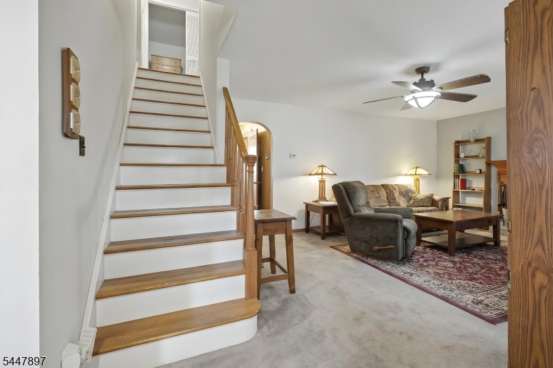 92 Silver Lake Ave