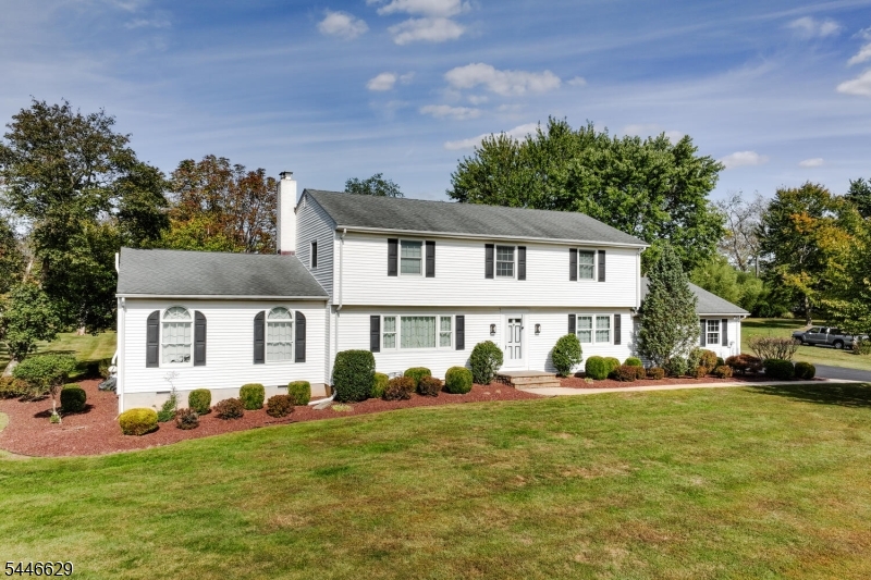110 Hill Top Ln