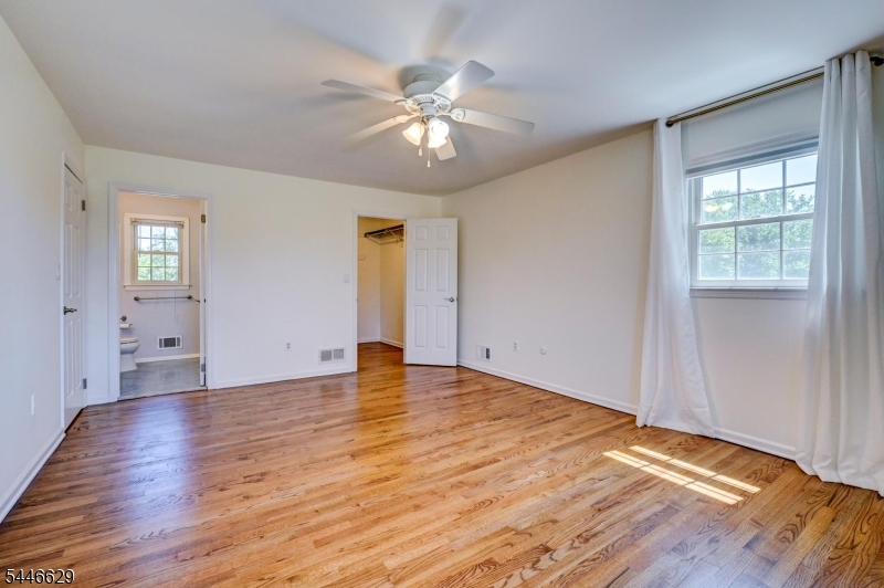 110 Hill Top Ln