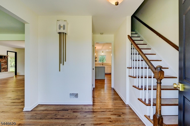 110 Hill Top Ln