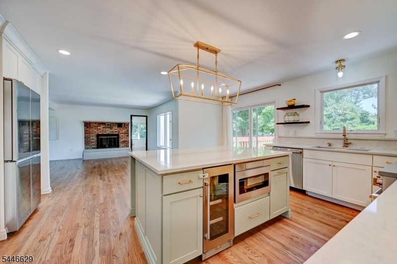 110 Hill Top Ln