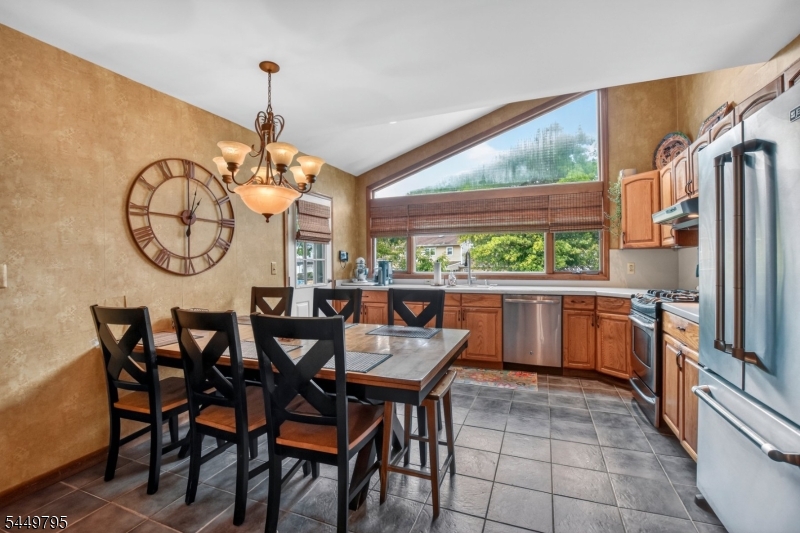 286 Atlantic Dr.