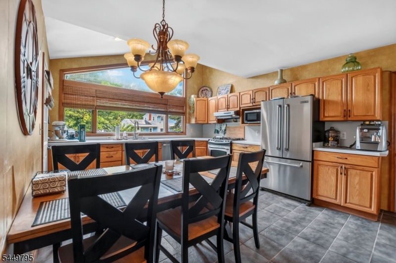 286 Atlantic Dr.