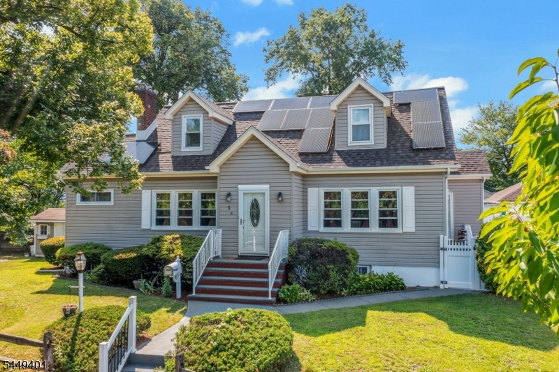1 Hewitt Ave