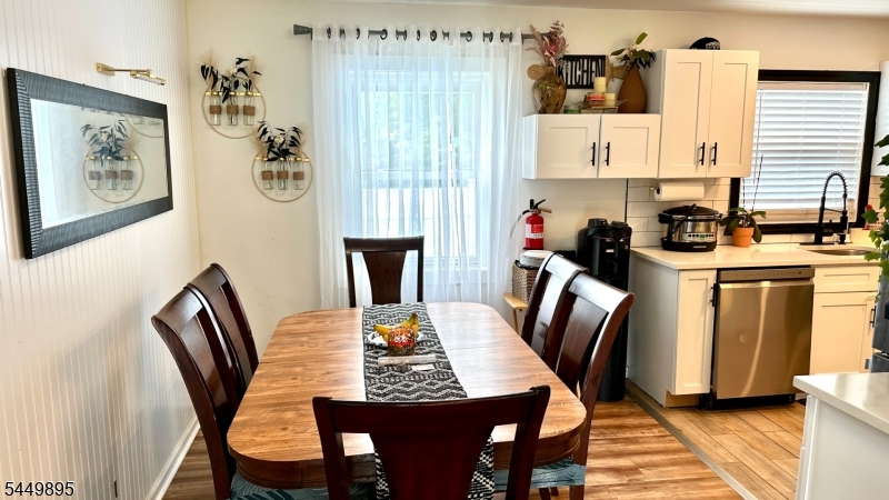 72 Valley View Rd
