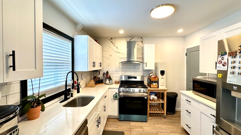72 Valley View Rd