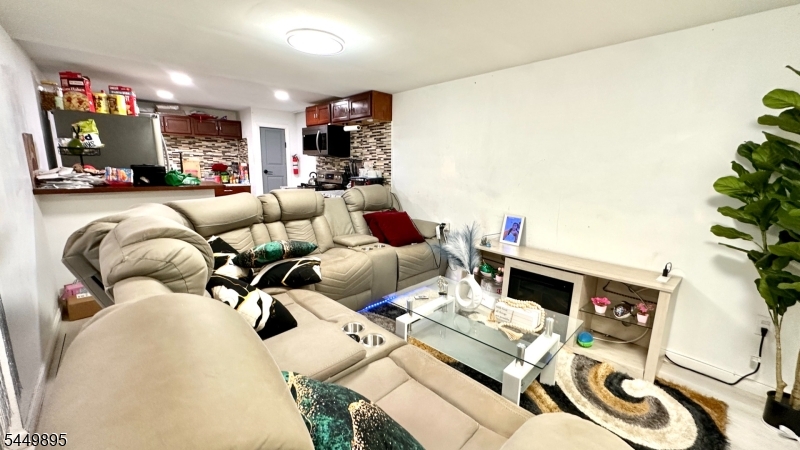 72 Valley View Rd