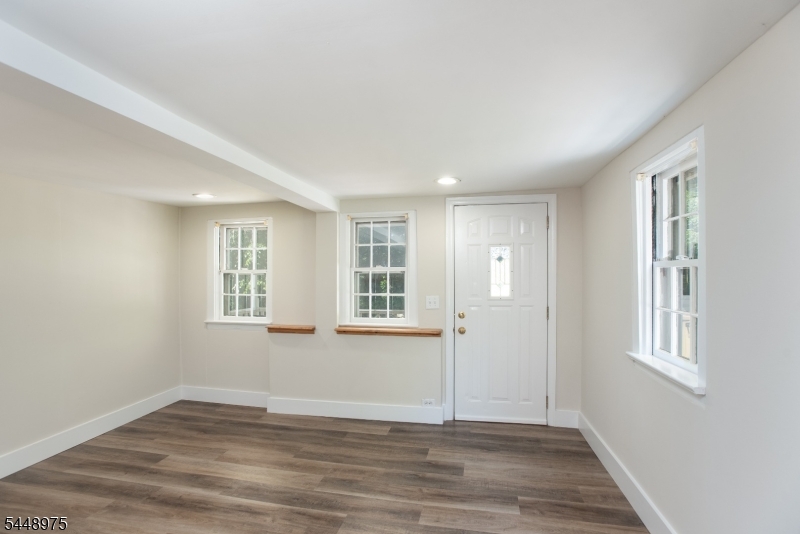 365 Bonnie Burn Rd