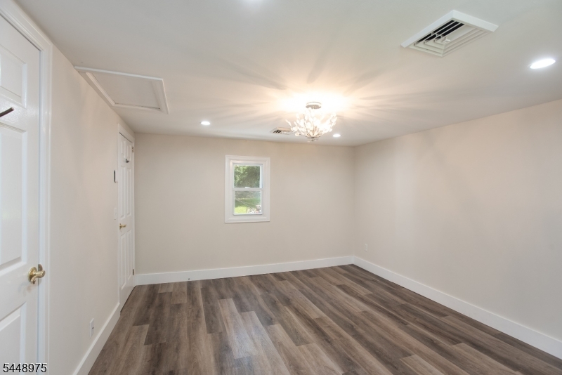 365 Bonnie Burn Rd