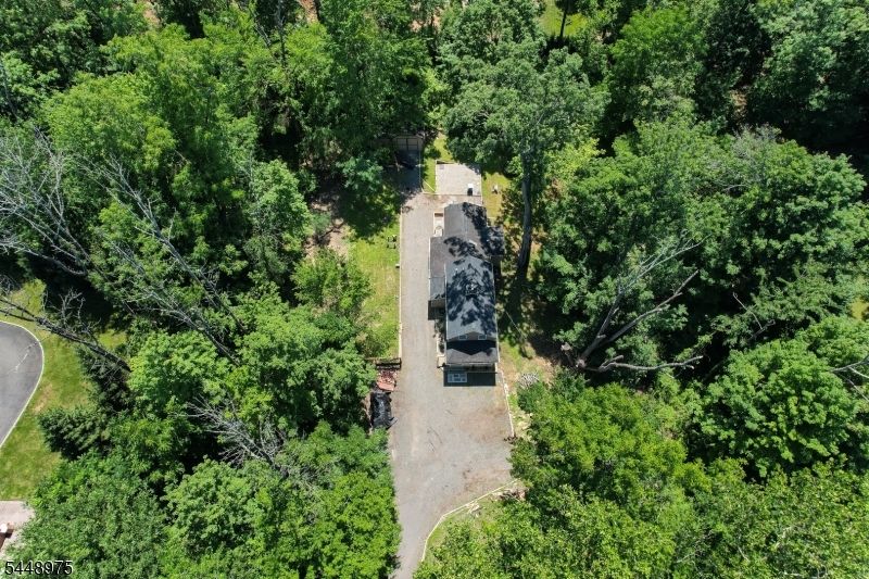 365 Bonnie Burn Rd