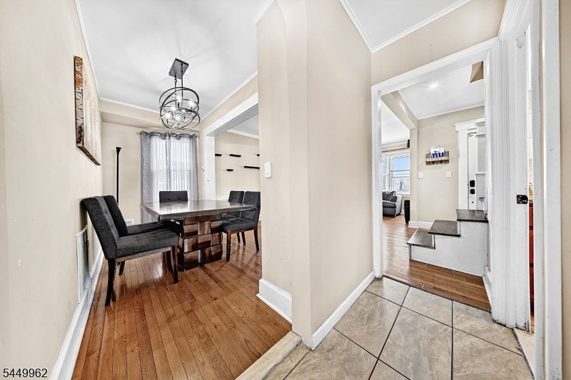 93 N 15Th St