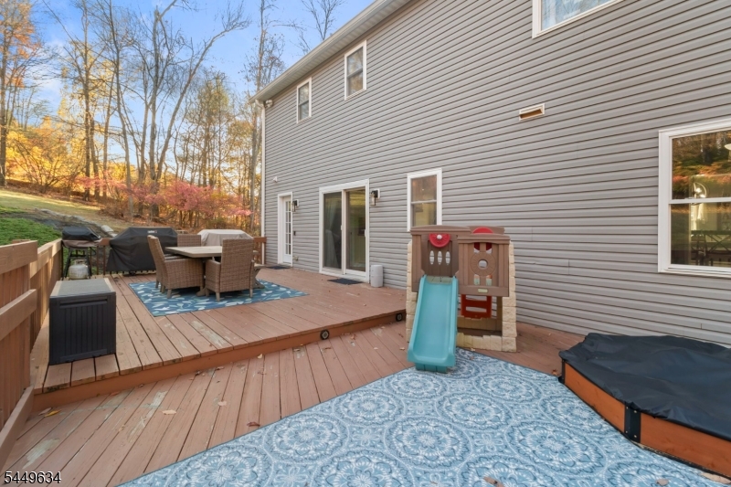 55 Woodland Rd