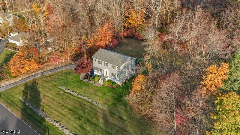 55 Woodland Rd
