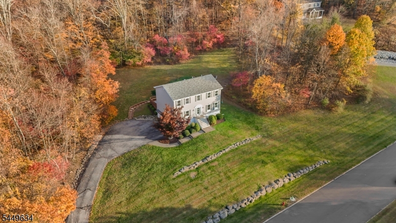 55 Woodland Rd