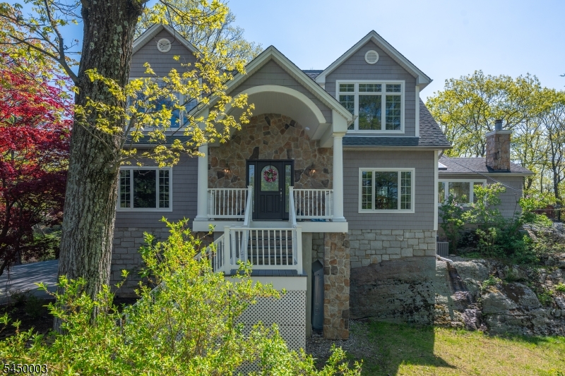 43 Brush Hill Rd