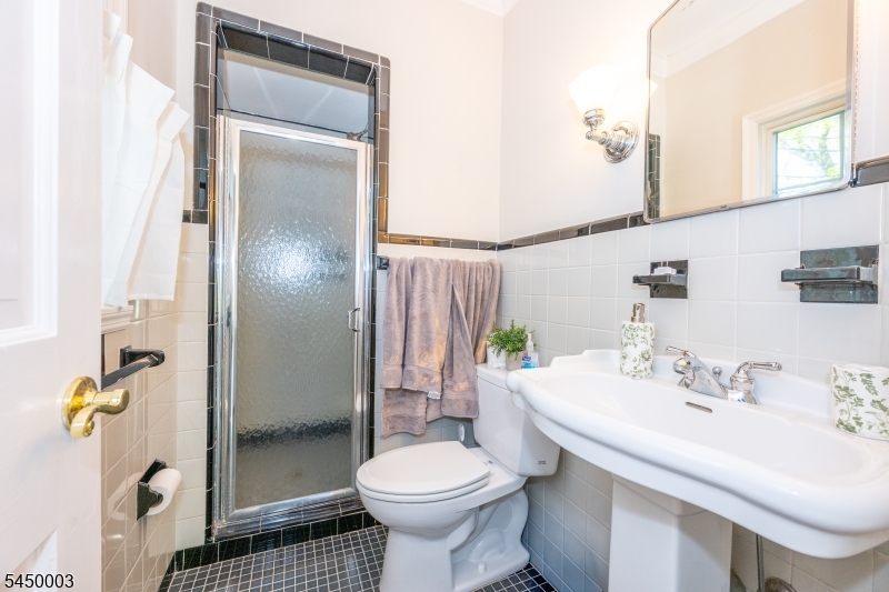43 Brush Hill Rd