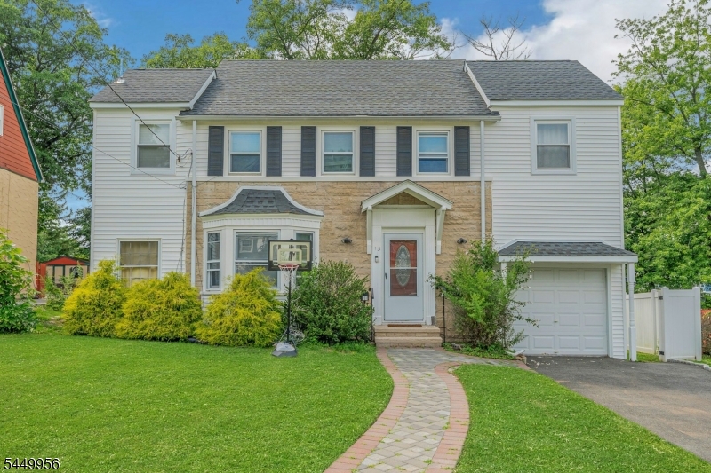 13 Dogwood Road