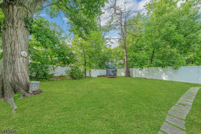 13 Dogwood Road