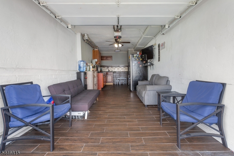 77 Bernice Rd