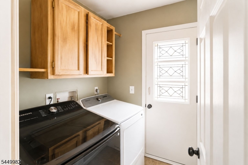 24 WOODLAND TERRACE